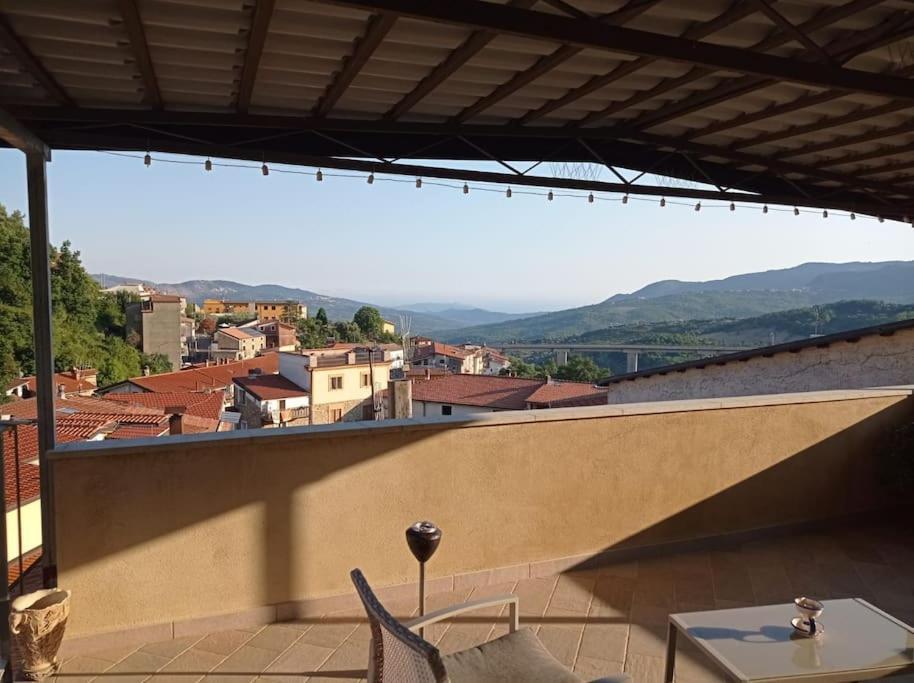 Casa Torre Con Terrazza Panoramica Villa Futani Kültér fotó