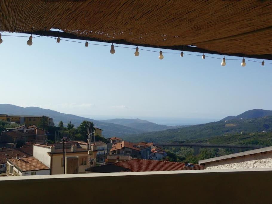 Casa Torre Con Terrazza Panoramica Villa Futani Kültér fotó
