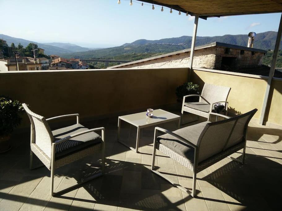 Casa Torre Con Terrazza Panoramica Villa Futani Kültér fotó